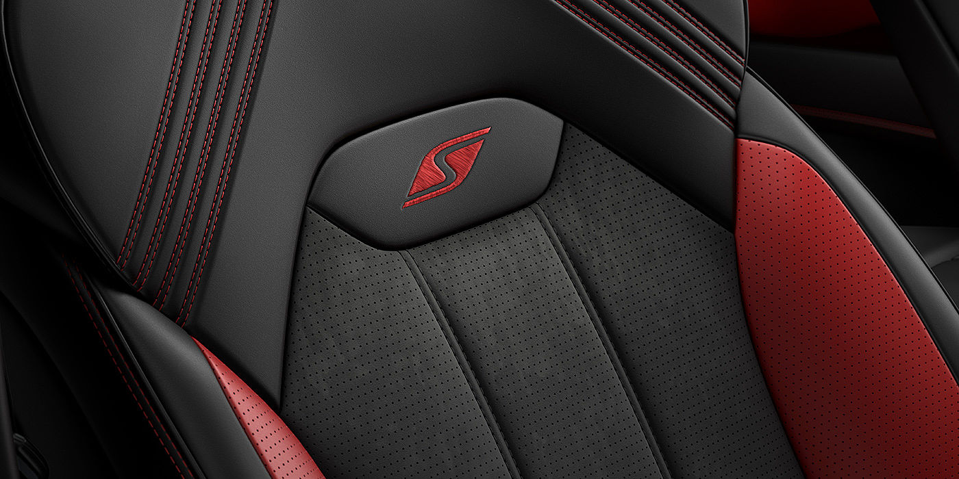 Bentley Johannesburg Bentley Bentayga S seat with detailed red Hotspur stitching and black Beluga coloured hide. 