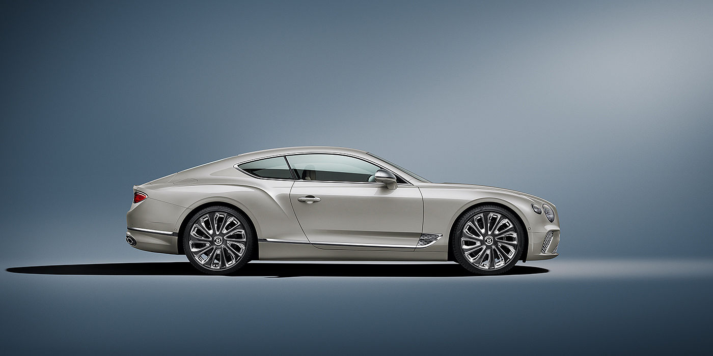 Bentley Johannesburg Bentley Continental GT Mulliner coupe in White Sand paint front 34
