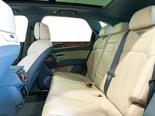 8:Bentley Bentayga V8 Diesel, SUV, Windsor Blue, Bentley Johannesburg