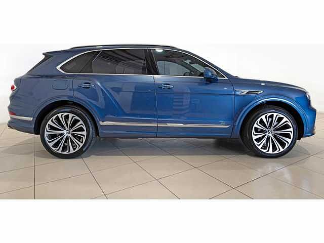 4:Bentley Bentayga V8, SUV, Blue Crystal, Bentley Johannesburg