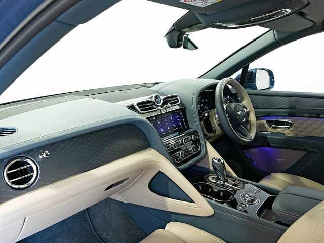 16:Bentley Bentayga V8, SUV, Blue Crystal, Bentley Johannesburg