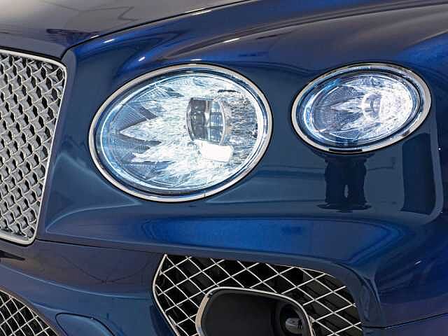7:Bentley Bentayga V8, SUV, Light Sapphire, Bentley Johannesburg