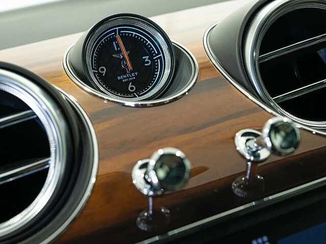 18:Bentley Bentayga V8 Diesel, SUV, Windsor Blue, Bentley Johannesburg