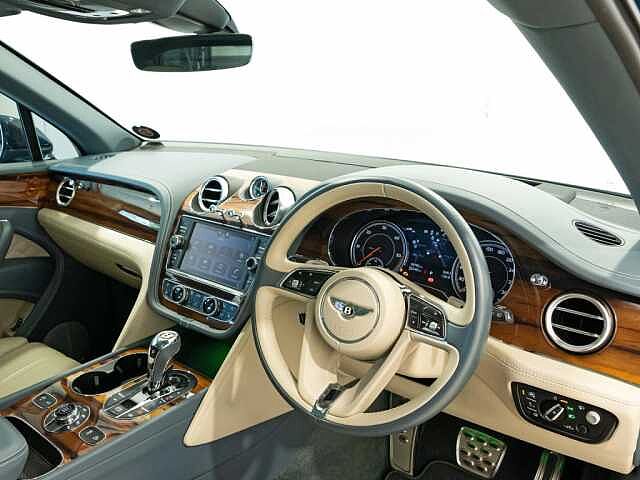 9:Bentley Bentayga V8 Diesel, SUV, Windsor Blue, Bentley Johannesburg